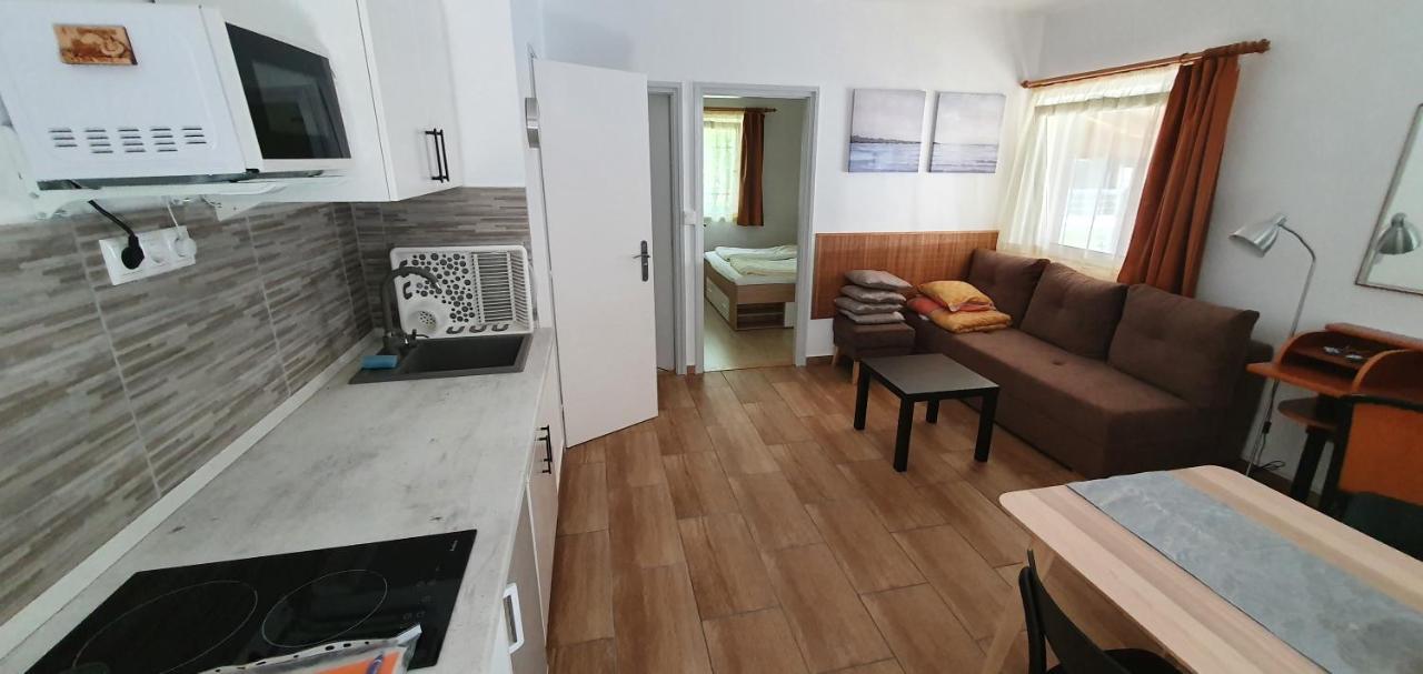Forrest Apartman Gyenesdiás Dış mekan fotoğraf